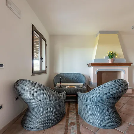 Pompia-6 By Interhome
